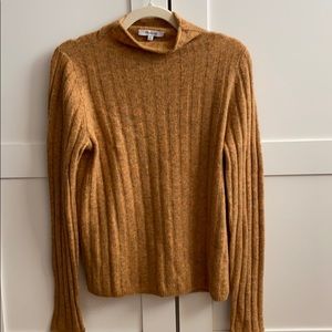 Madewell mock turtleneck sweater. Size M